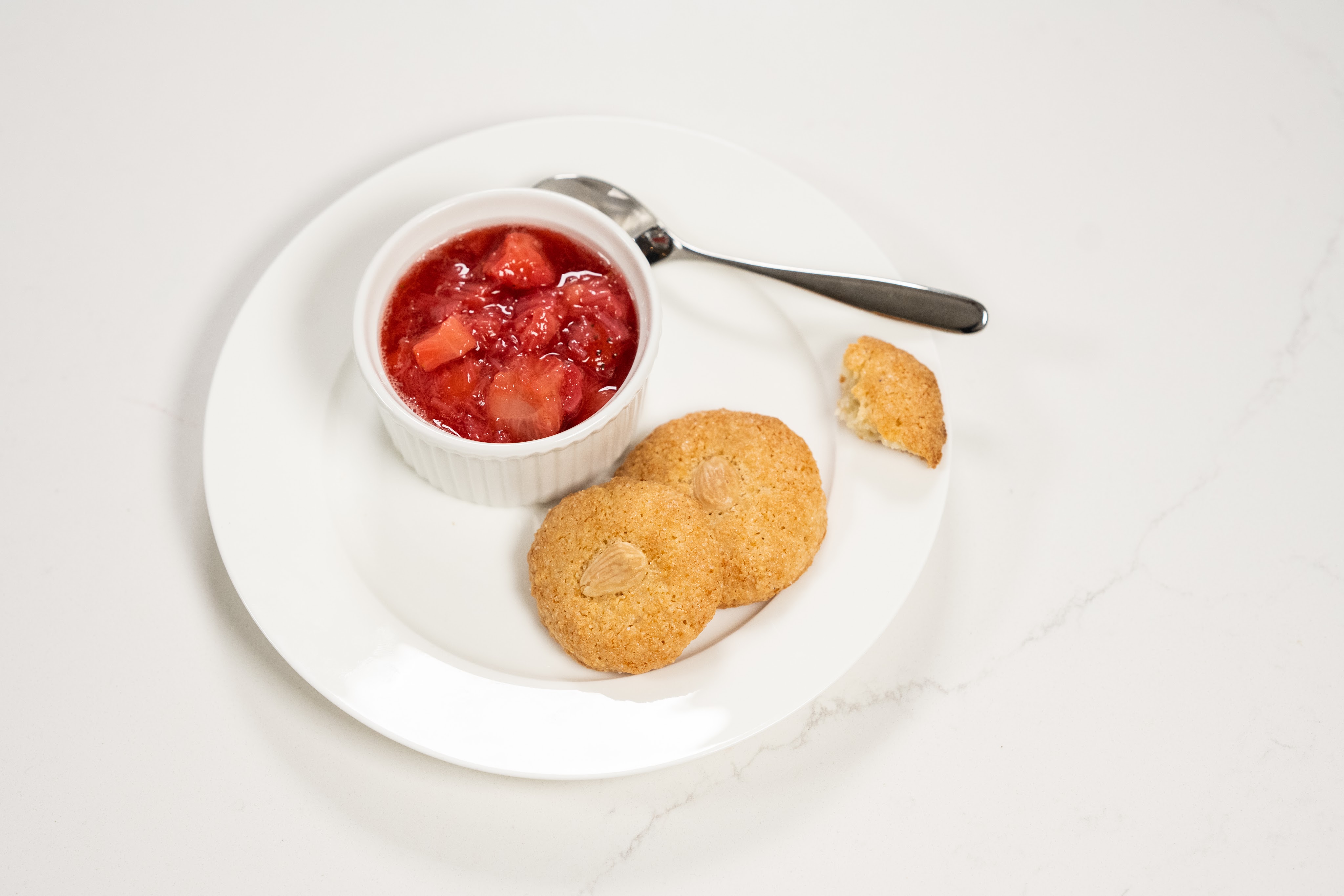 Old Fashioned Almond Macaroons